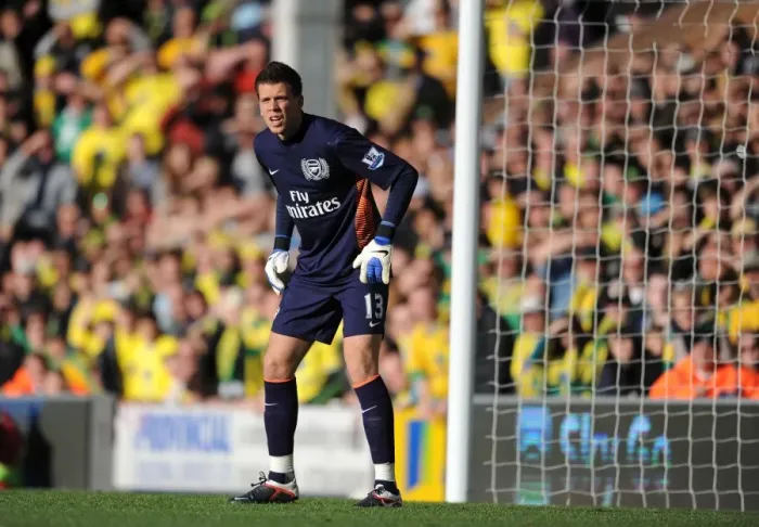 Framed Print : Arsenal's Szczesny Stands Out in Norwich City Thriller: Premier League, 19 / 11 / 11 Framed Print : Arsenal's Szczesny Stands Out in Norwich City Thriller: Premier League, 19 / 11 / 11