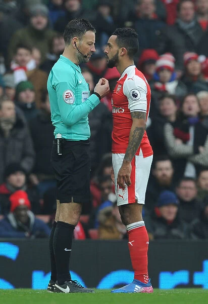 Arsenal's Theo Walcott Argues with Referee during Arsenal vs. Hull City, Premier League 2016-17