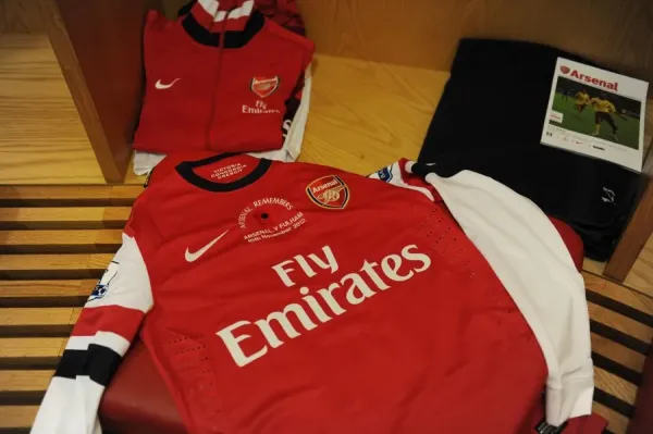 Arsenal FC Print: Theo Walcott in Poppy Shirt, Art Prints