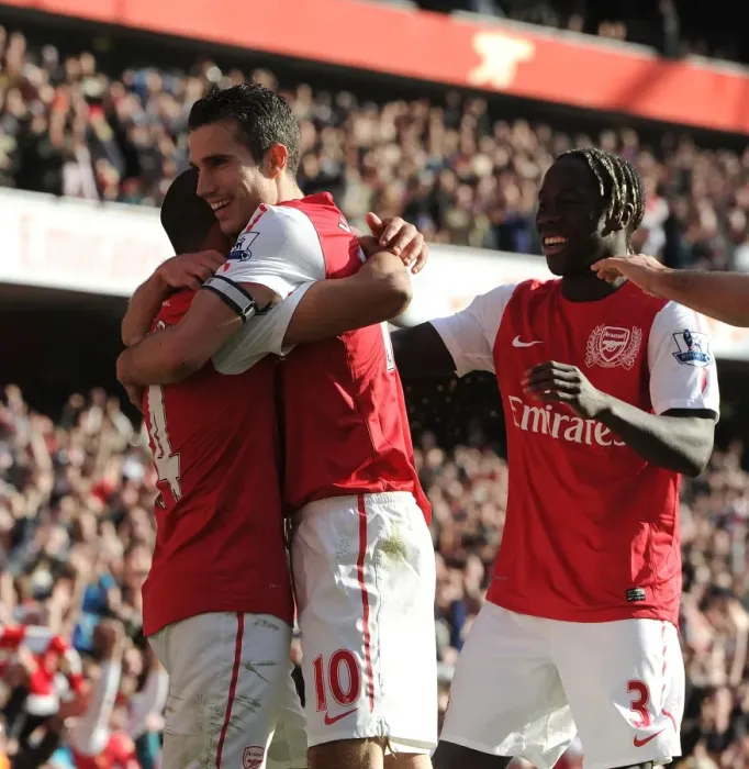 Framed Print : Arsenal's Theo Walcott and Robin van Persie Celebrate Goal Against Tottenham, 2011-12 Premier League