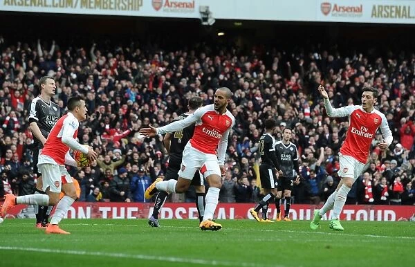 Arsenal's Theo Walcott Scores First Goal vs. Leicester City in 2015-16 Premier League