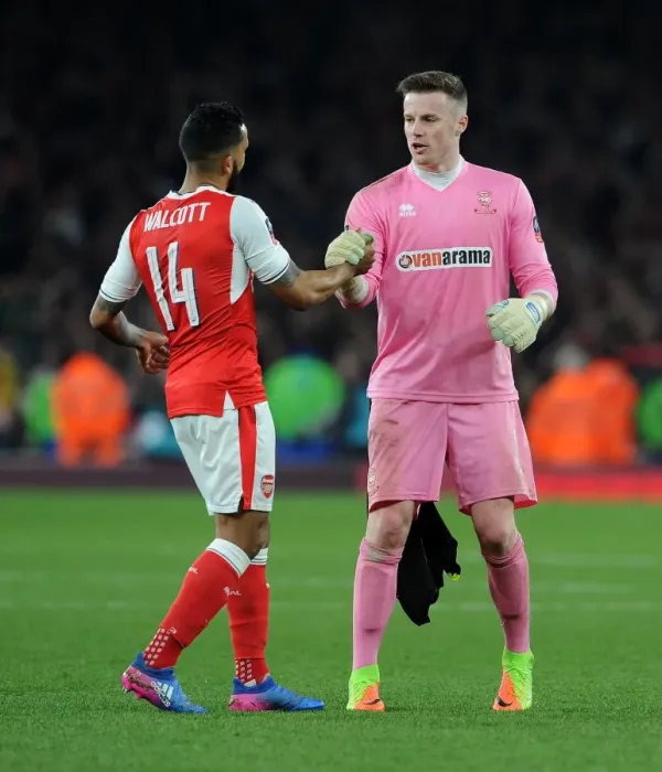 Framed Print : Arsenal's Theo Walcott Shakes Hands with Paul Farman of Lincoln City - Emirates FA Cup Quarter-Final