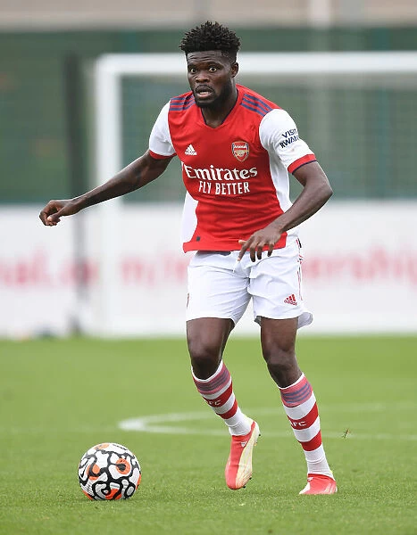 Arsenal's Thomas Partey in Action: Arsenal's Star Midfielder Trains with Millwall during Pre-Season (2021)