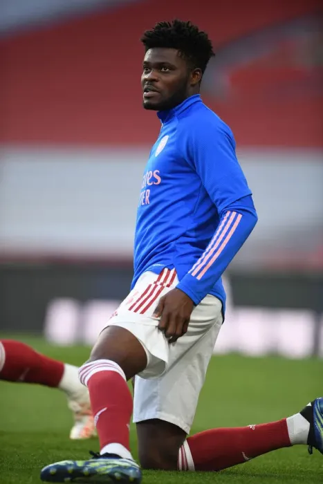 Framed Print : Arsenal's Thomas Partey Gears Up for Arsenal v Everton: Premier League Showdown (April 2021) Framed Print : Arsenal's Thomas Partey Gears Up for Arsenal v Everton: Premier League Showdown (April 2021)