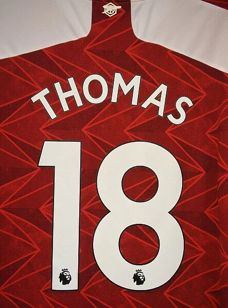 Arsenal's Thomas Partey Readies for Aston Villa Clash in Empty Emirates Stadium (2020-21)