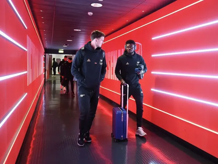 Framed Print : Arsenal's Thomas Partey and Rob Holding Prepare for Arsenal v Brighton & Hove Albion in Carabao Cup