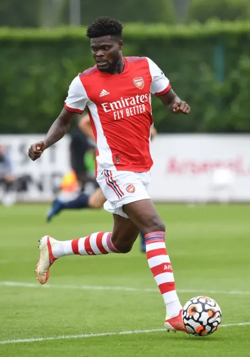 Framed Print : Arsenal's Thomas Partey Trains with Millwall: Pre-Season Friendly (2021)