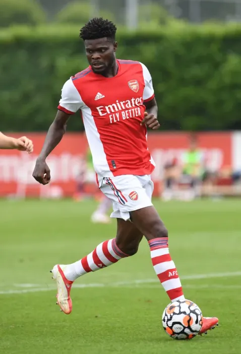 Framed Print : Arsenal's Thomas Partey Trains with Millwall: Pre-Season Friendly (2021)