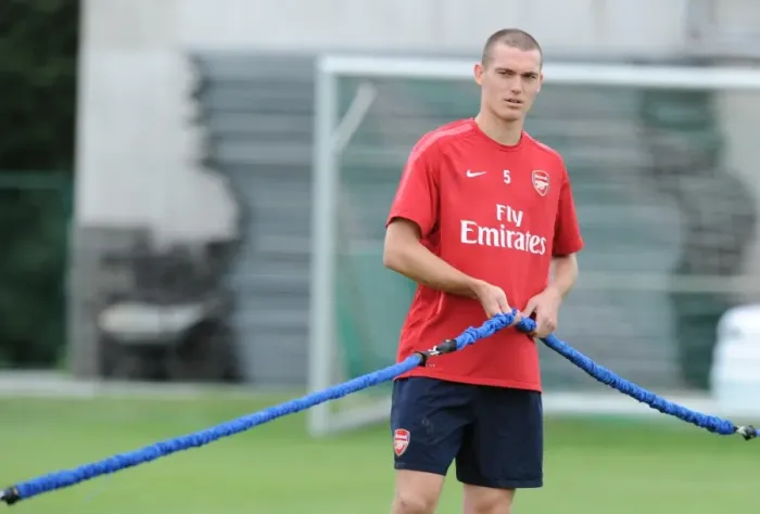 Framed Print : Arsenal's Thomas Vermaelen at 2010 Pre-Season Training, Austria Framed Print : Arsenal's Thomas Vermaelen at 2010 Pre-Season Training, Austria