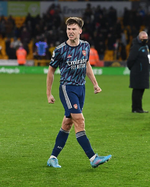 Arsenal's Tierney Leads Celebrations After Hard-Fought Victory Over Wolverhampton Wanderers