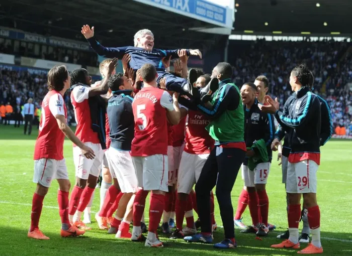Framed Print : Arsenal's Title Triumph: Emotional Farewell for Pat Rice (2012)