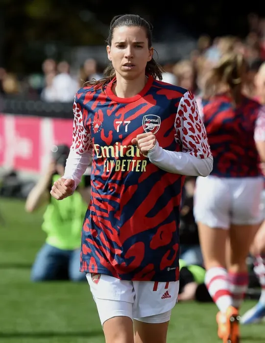 Framed Print : Arsenal's Tobin Heath Gears Up for FA Cup Semi-Final Battle Against Chelsea Women