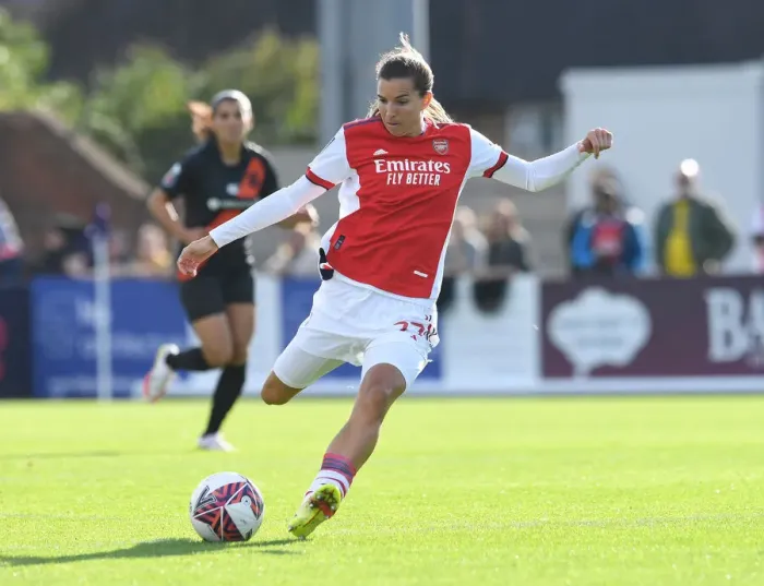 Framed Print : Arsenal's Tobin Heath Shines in FA WSL Match against Everton Women Framed Print : Arsenal's Tobin Heath Shines in FA WSL Match against Everton Women
