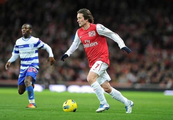 Arsenal's Tomas Rosicky in Action Against Queens Park Rangers (2011-12)
