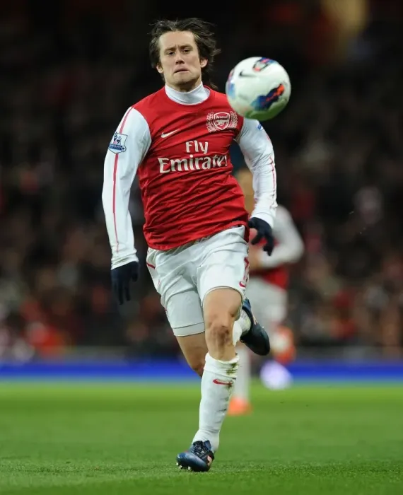 Framed Print : Arsenal's Tomas Rosicky in Action against Wigan Athletic, Premier League 2011-12