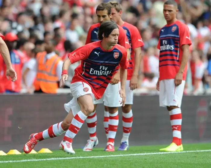 Framed Print : Arsenal's Tomas Rosicky Gears Up for Arsenal v Benfica at Emirates Stadium (2014-15) Framed Print : Arsenal's Tomas Rosicky Gears Up for Arsenal v Benfica at Emirates Stadium (2014-15)