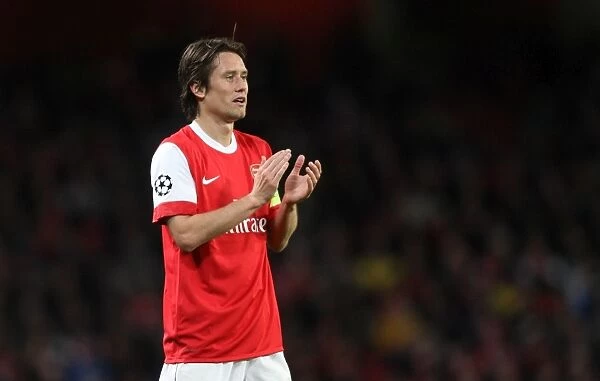 Arsenal's Tomas Rosicky Shines in 5-1 UEFA Champions League Victory over Shaktar Donetsk
