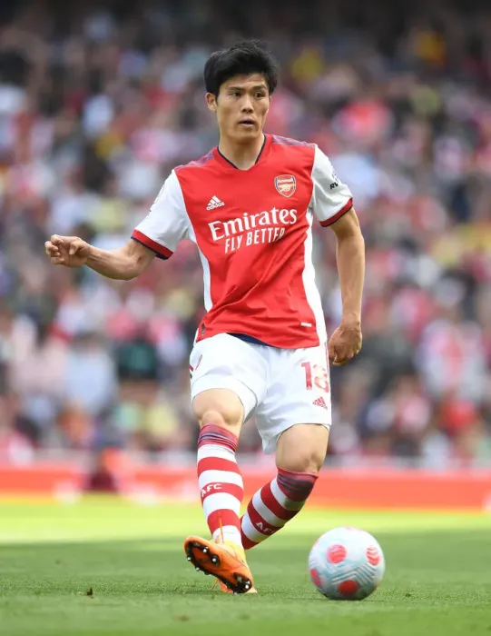 Framed Print : Arsenal's Tomiyasu in Action Against Leeds United - Premier League 2021-22 Framed Print : Arsenal's Tomiyasu in Action Against Leeds United - Premier League 2021-22
