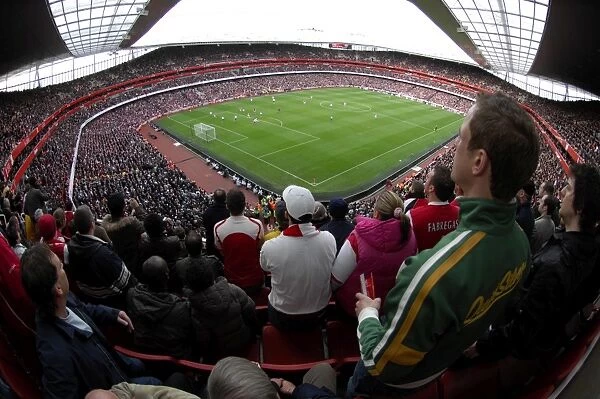 Arsenal's Triumph: 3-0 Victory Over Tottenham Hotspur at Emirates Stadium (2006)