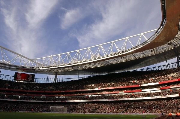 Arsenal's Triumph: 3-0 Victory Over Tottenham Hotspur at Emirates Stadium (2006)