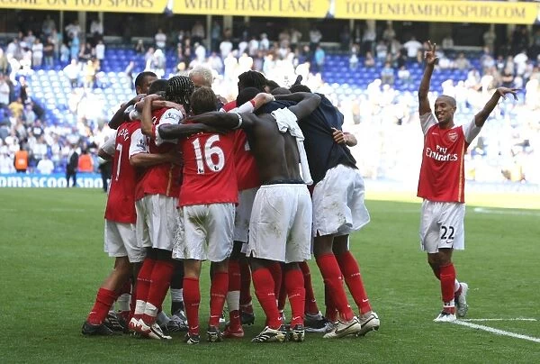 Arsenal's Triumph: 3-1 Over Tottenham in the FA Premier League (2007)