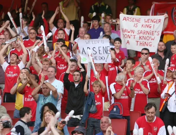 Framed Print : Arsenal's Triumph: 4-1 Over Stoke City in the Barclays Premier League at Emirates Stadium, 2009