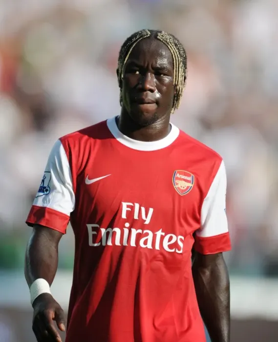 Framed Print : Arsenal's Triumph: Bacary Sagna in Action vs. Legia Warsaw (5-6), Warsaw, 2010 Framed Print : Arsenal's Triumph: Bacary Sagna in Action vs. Legia Warsaw (5-6), Warsaw, 2010