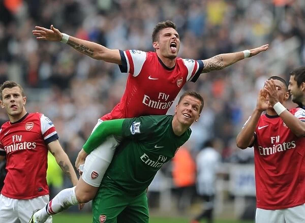 Arsenal's Triumph: Giroud and Szczesny's Jubilant Moment after Newcastle Victory, 2012-13 Premier League