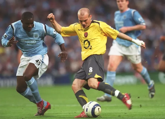 Framed Print : Arsenal's Triumph: Manchester City 3-1 Arsenal FA Premiership (2006) Framed Print : Arsenal's Triumph: Manchester City 3-1 Arsenal FA Premiership (2006)