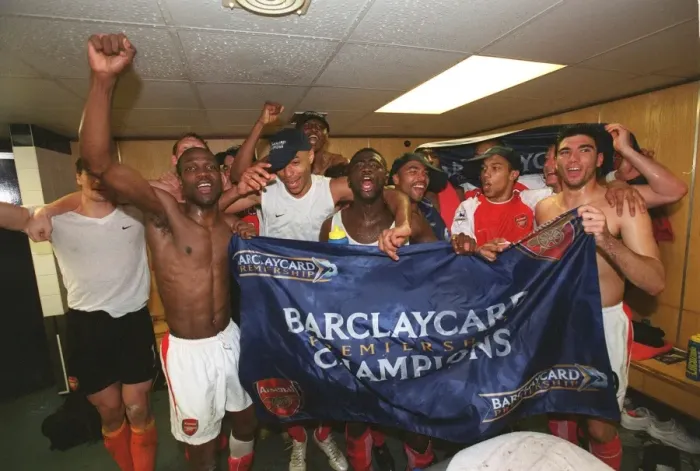Framed Print : Arsenal's Triumph: Premier League Victory at White Hart Lane, 2004 Framed Print : Arsenal's Triumph: Premier League Victory at White Hart Lane, 2004