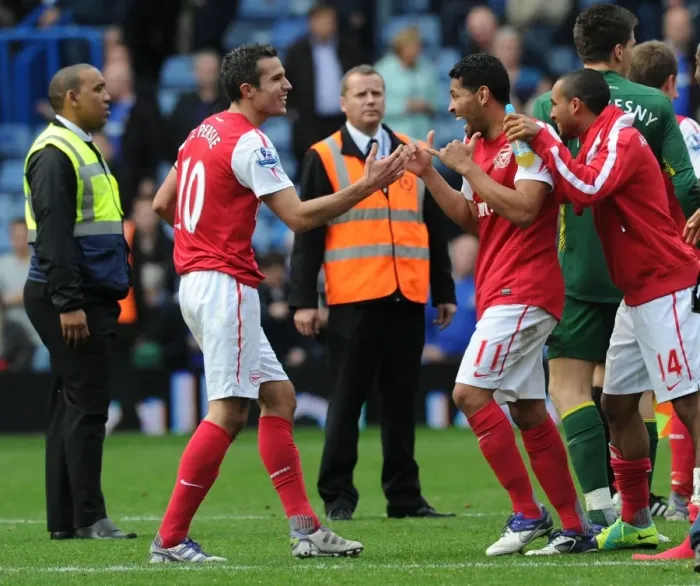 Framed Print : Arsenal's Triumph: Van Persie, Santos, and Walcott Celebrate in Chelsea vs Arsenal, Premier League 2011-12 Framed Print : Arsenal's Triumph: Van Persie, Santos, and Walcott Celebrate in Chelsea vs Arsenal, Premier League 2011-12