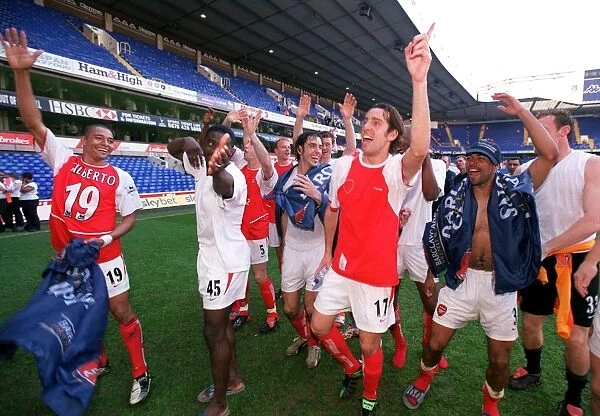 Arsenal's Triumph at White Hart Lane: Premier League Victory, 2004
