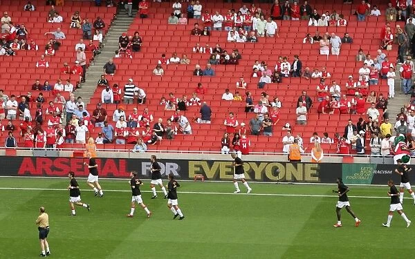 Arsenal's Triumphant Preparation: 3-1 Victory Over Portsmouth in Barclays Premier League at Emirates Stadium (2007)