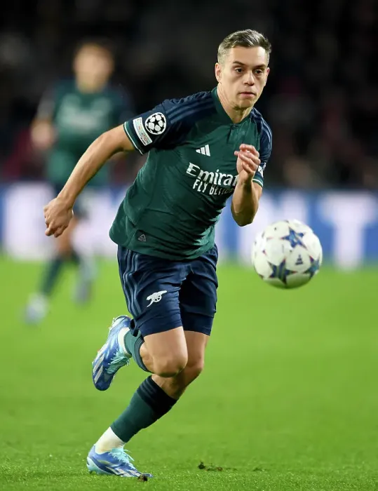 Framed Print : Arsenal's Trossard Shines in UEFA Champions League Clash against PSV Eindhoven (PSV v Arsenal 2023-24) Framed Print : Arsenal's Trossard Shines in UEFA Champions League Clash against PSV Eindhoven (PSV v Arsenal 2023-24)