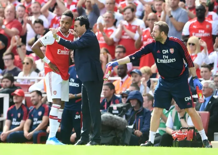 Framed Print : Arsenal's Unai Emery Coaches Aubameyang Amidst Premier League Action vs Burnley (2019-20)