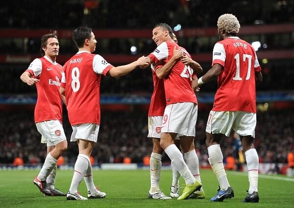 Arsenal's Unforgettable 5-1 Victory: Chamakh's Brace and a Dominant Performance
