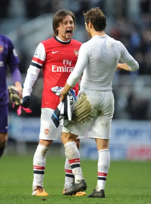 Framed Print : Arsenal's Unforgettable Victory: Rosicky and Flamini's Emotional Celebration (2013-14)
