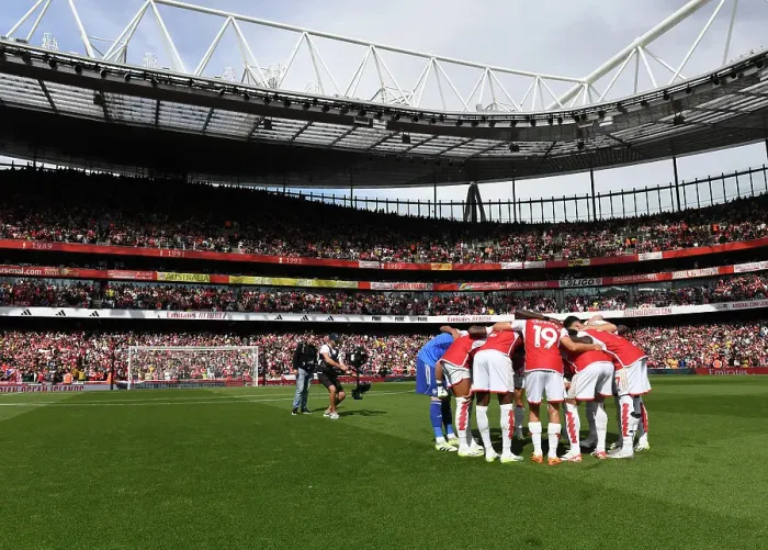 Framed Print : Arsenal's Unified Focus: The Pre-Match Huddle, 2023-24 Premier League Season Framed Print : Arsenal's Unified Focus: The Pre-Match Huddle, 2023-24 Premier League Season