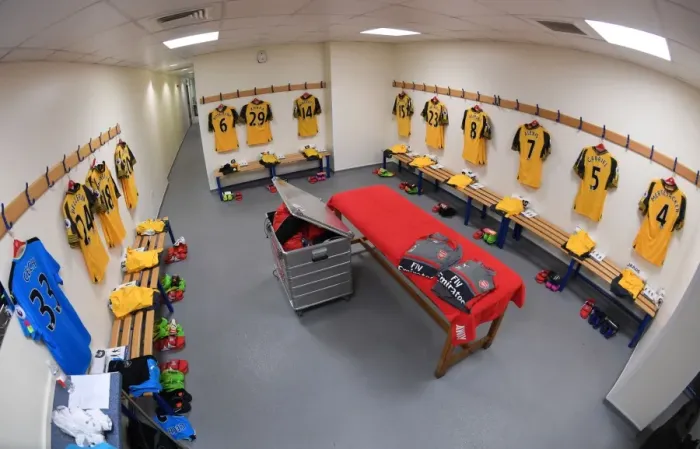 Framed Print : Arsenal's Unity: A Glance into the Changing Room Before the West Bromwich Albion Match (Premier League 2016-17)