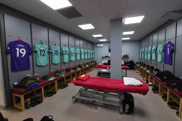 Framed Print : Arsenal's Unity: The Pre-Match Huddle Ahead of Burnley Clash, Premier League 2018-19