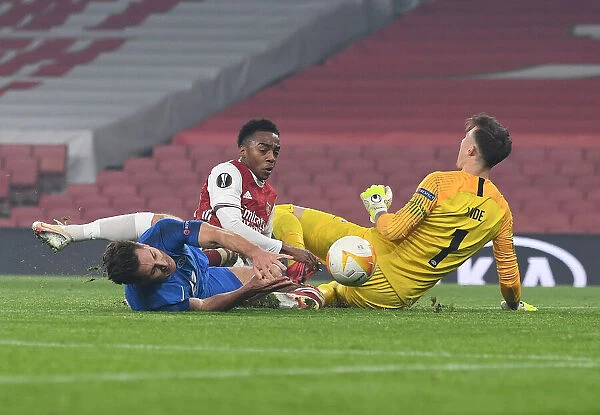 Arsenal's Unlucky Own Goal: Joe Willock Scores Against Molde in Europa League