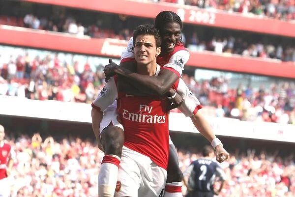 Arsenal's Unstoppable Duo: Fabregas and Adebayor's Epic Goal Dance (14 / 4 / 2007, Arsenal 2:1 Bolton Wanderers)