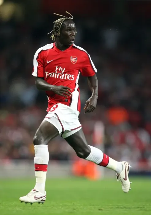 Framed Print : Arsenal's Unstoppable Force: Bacary Sagna Leads 4-0 UEFA Champions League Victory