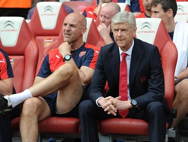 Arsenal's Unstoppable Team: Wenger and Bould's Strategic Alliance Before Arsenal vs West Ham United (2015-16)