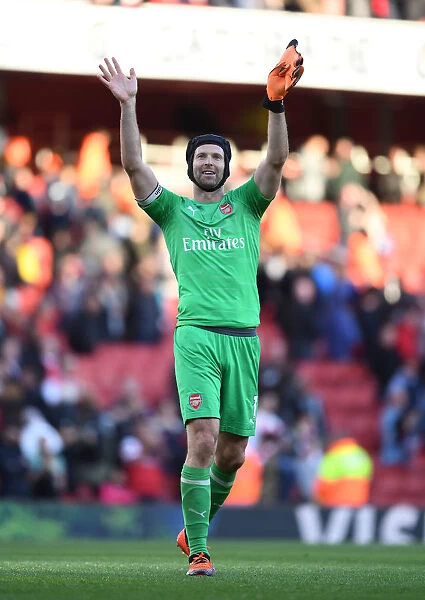 Arsenal's Unwavering Protector: Petr Cech in Action