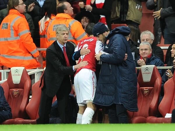 Arsenal's Van Persie Scores Dramatic Goal, Celebrates with Almunia and Wenger