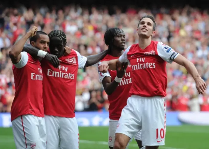 Framed Print : Arsenal's Van Persie, Walcott, Sagna, and Gervinho Celebrate Goal Against Bolton Wanderers (2011-12)