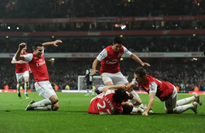 Framed Print : Arsenal's Vermaelen Scores the Second Goal vs. Newcastle United (2011-12) Framed Print : Arsenal's Vermaelen Scores the Second Goal vs. Newcastle United (2011-12)