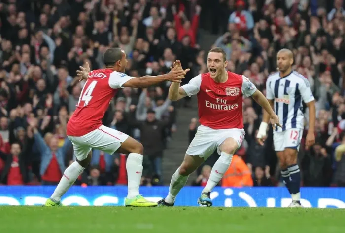 Framed Print : Arsenal's Vermaelen and Walcott Celebrate Second Goal vs. West Bromwich Albion (2011-12)
