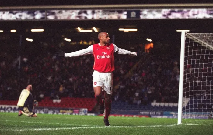 Framed Print : Arsenal's Victory: 2-0 Over Blackburn Rovers in the Barclays Premiership, 13 January 2007